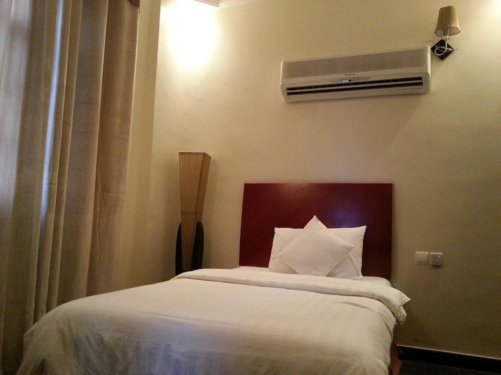 Rimal Suites Apartments Salalah Habitación foto